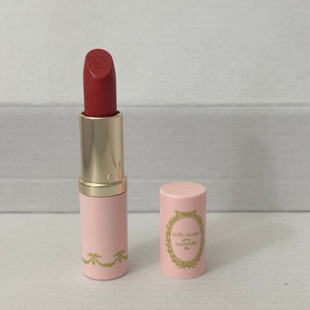 Estee Lauder Laduree Paris edition lipstick